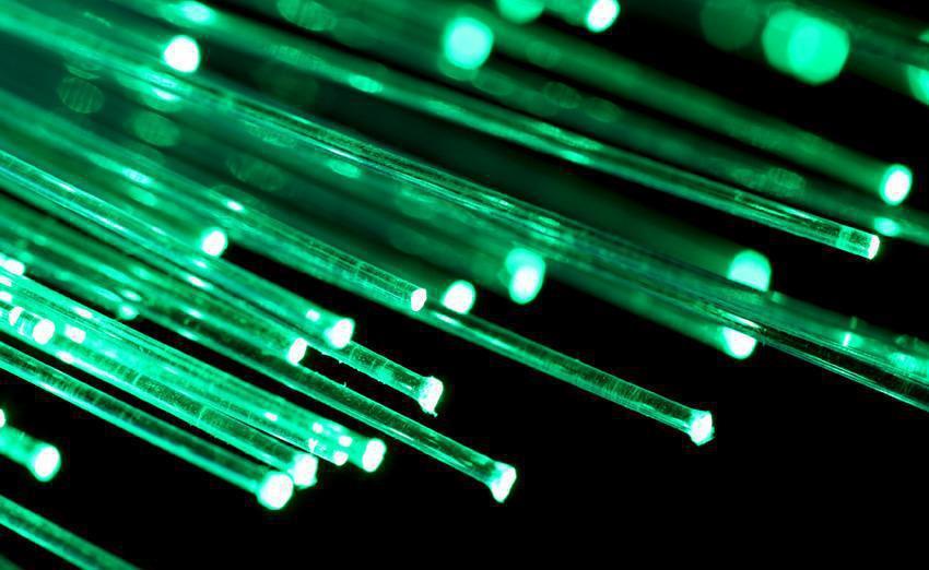 How to deal with optical fiber transmission attenuation effectively