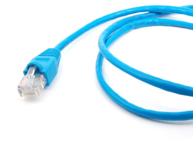 Why can't fiber optic patch cord replace lan patch cord? What's the difference?